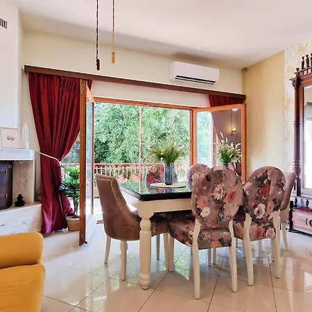 Kalliope, 200m Sea Appartement Kaštela