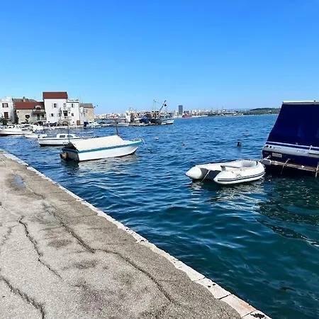 Kalliope, 200m Sea Appartement *