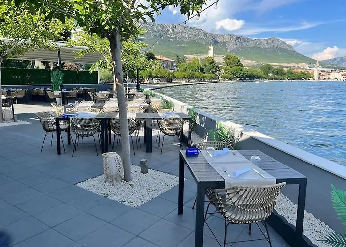 Kalliope, 200m Sea Kastela
