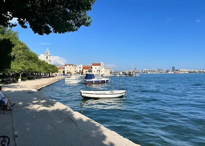 Kalliope, 200m Sea Daire *
