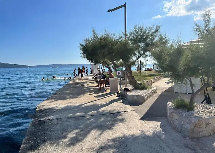Daire Kalliope, 200m Sea