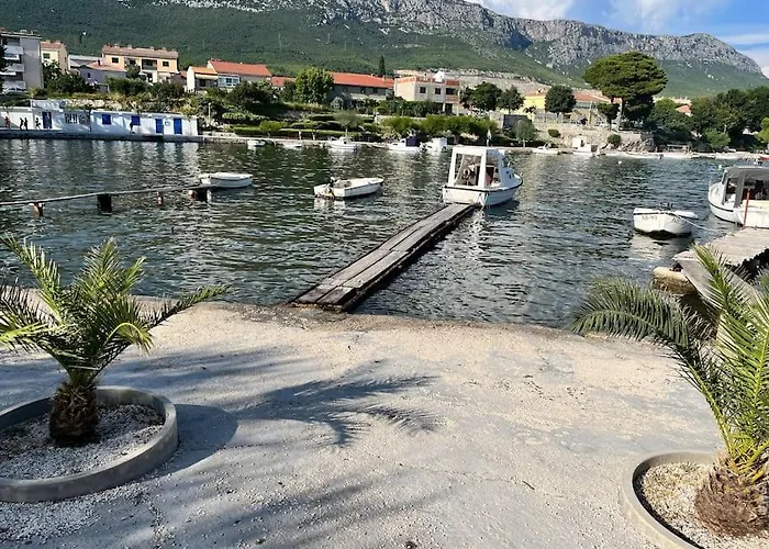 Daire Kalliope, 200m Sea *
