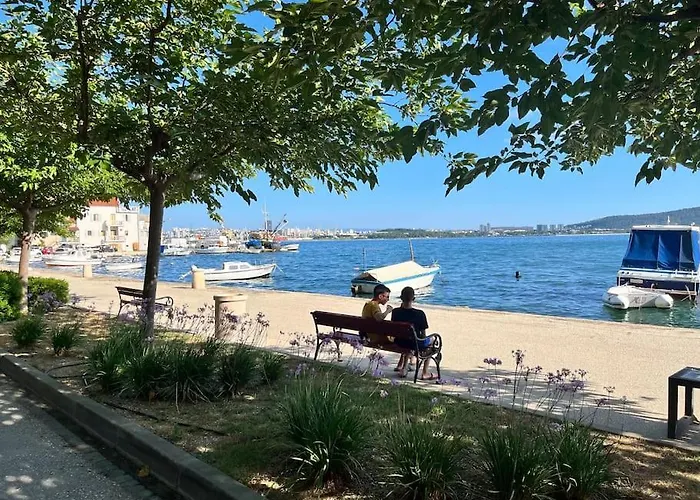 Kalliope, 200m Sea * Kastela
